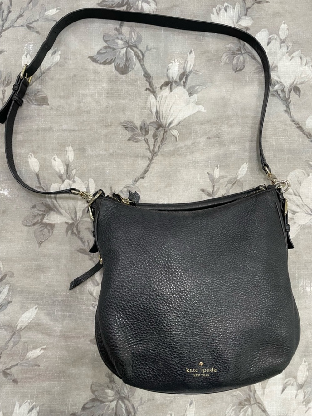 Kate Spade New York Black Leather Zip Top Crossbody Purse Classic Size Everyday